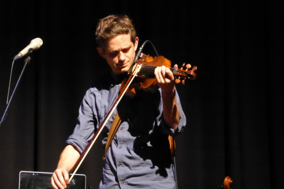 Cye Wood with Cave In The Sky live @ Byron Theatre