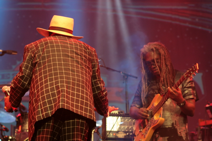 Blackbyrd McKnight + George Clinton - Parliament Funkadelic concert 2015